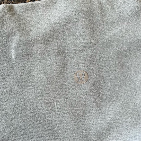 SOLD- Lululemon align leggings - Picture 4 of 4